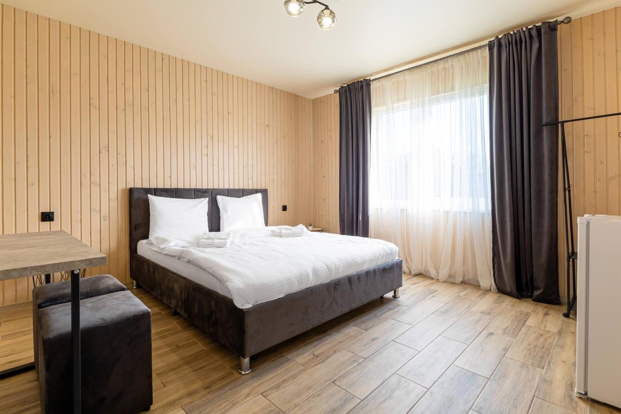 Fenix Hotel Aknaszlatina Kültér fotó
