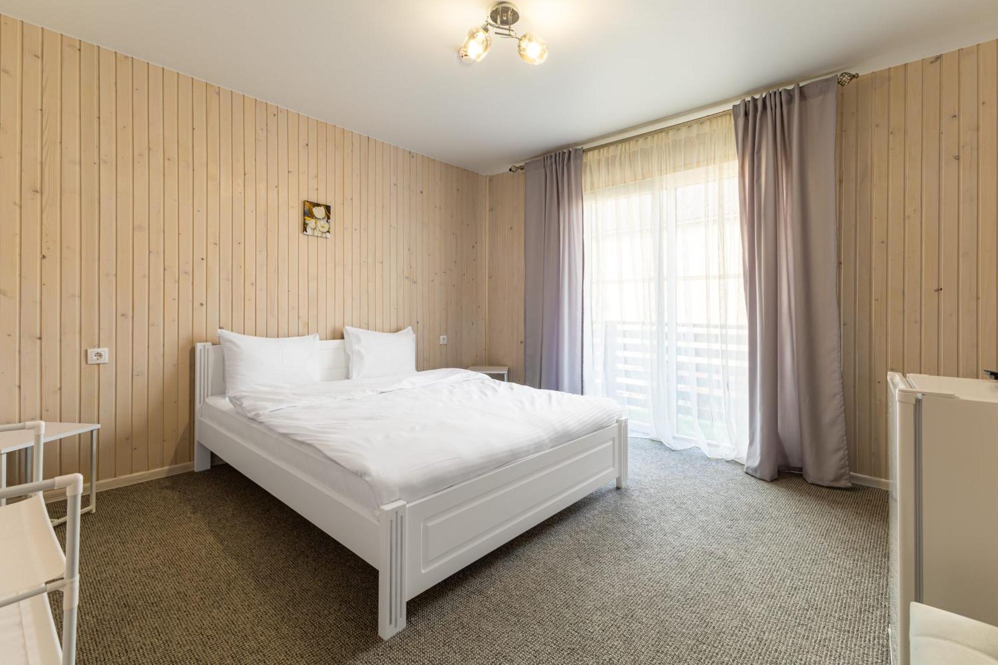 Fenix Hotel Aknaszlatina Kültér fotó
